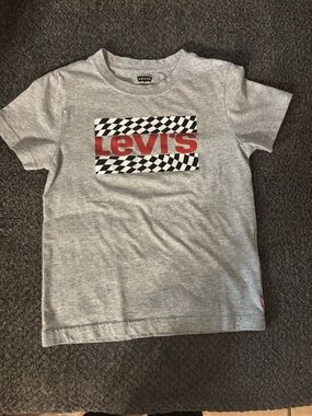 Levi's Kids Grey Tee with Red Logo and Black-White Check